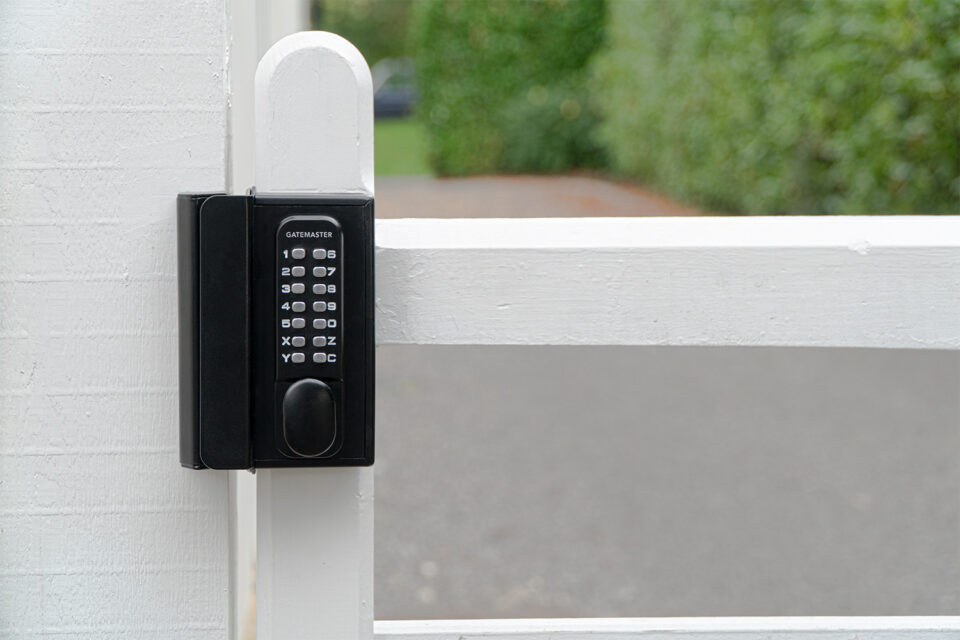 Superlock Surface Fixed Digital Gate Lock Signet Locks